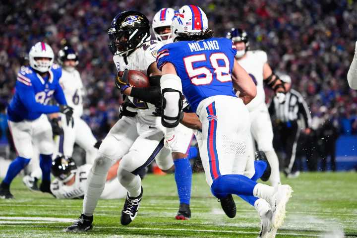 Derrick Henry, Adam Sandler Make Strange Wager on Ravens Season