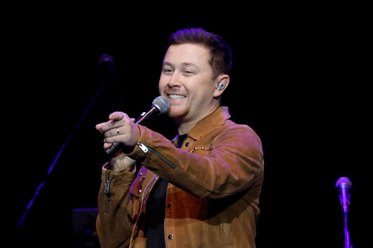 A Bear + Snow Led to Scotty McCreery's New Song 'Bottle Rockets'