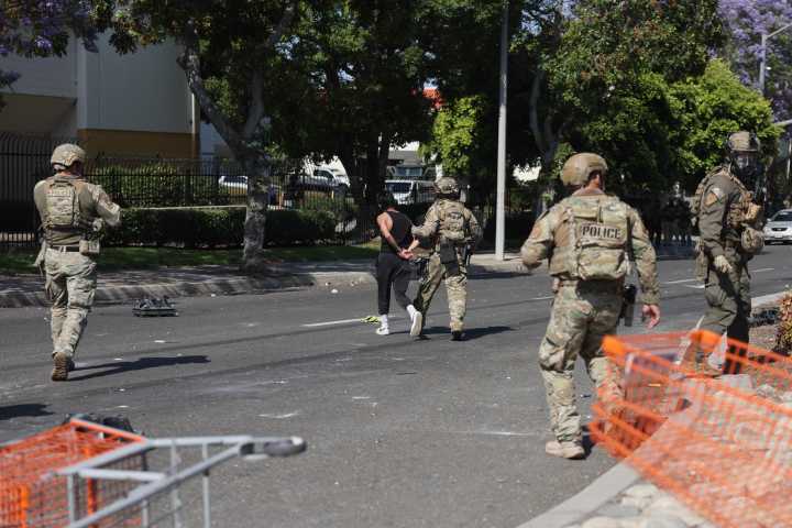 La ACLU estudia demandar a Trump por desplegar soldados en Los Ángeles por las protestas
