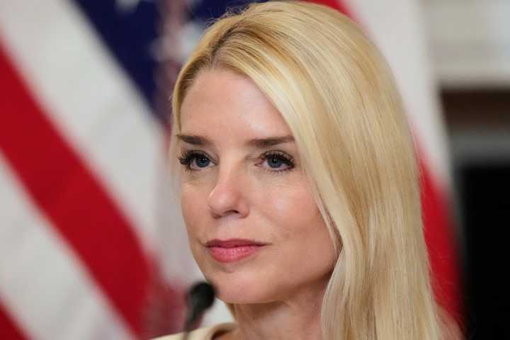 Departamento de Justicia y Texas llegan a un acuerdo para poner fin a la matrícula estatal para inmigrantes indocumentados