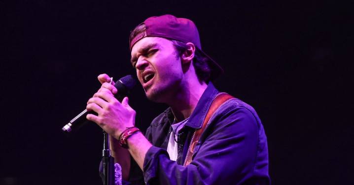 Country singer Conner Smith fatally strikes 77-year-old woman with his truck in crosswalk, police say