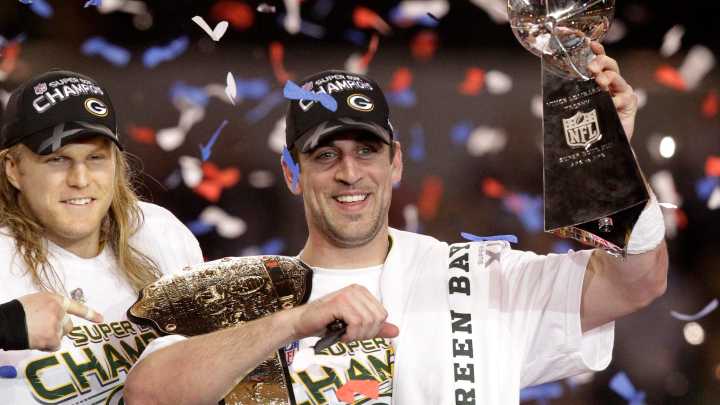 How did Aaron Rodgers fare playing against the Steelers?