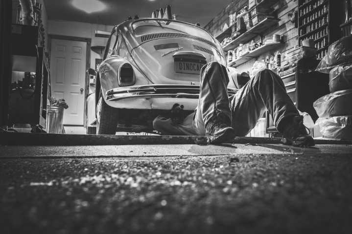Car Doctor: Software update, fluid change considered maintenance