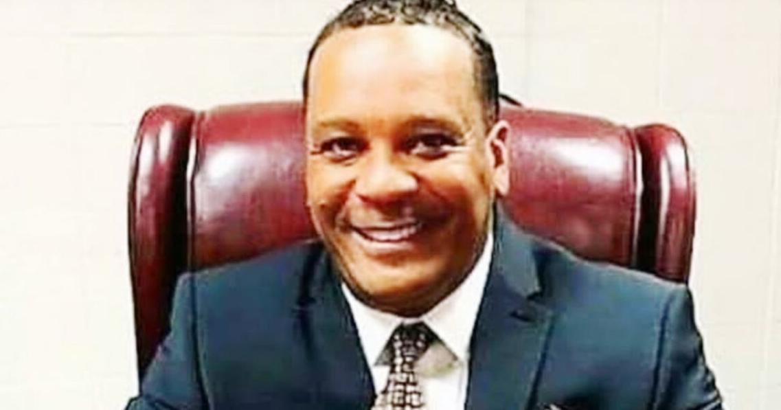 Brown seeks council again