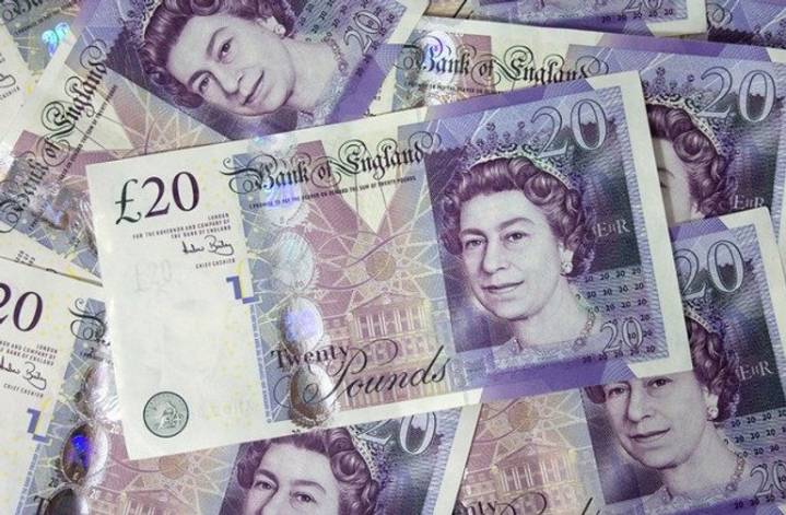 PM Considering Giving Every Household in the UK one billion pounds