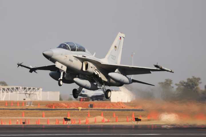 Philippines orders 12 more FA-50 combat jets from South Korea