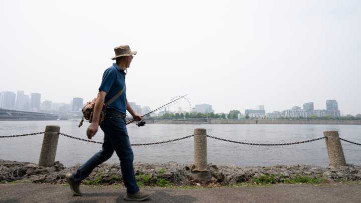 Wildfires force another 1,000 residents from their homes in the Canadian province of Manitoba