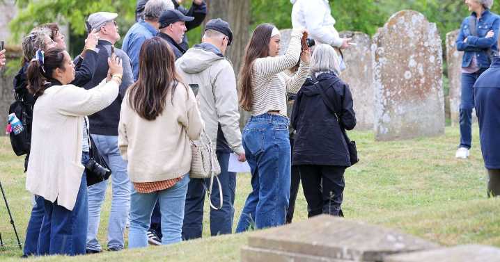 Downton Abbey tourists 'stand in residents' driveways but bring in thousands of pounds' to Cotswolds village