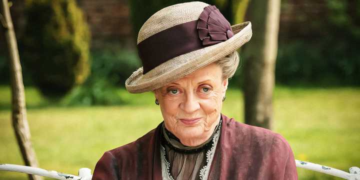 Downton Abbey Star Reveals Maggie Smith’s “Favorite Day On A Set Ever”