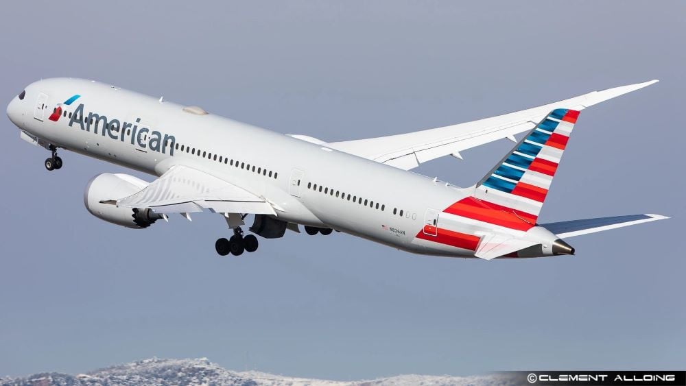 American Airlines sends jet too large for Naples, diverts flight to Rome