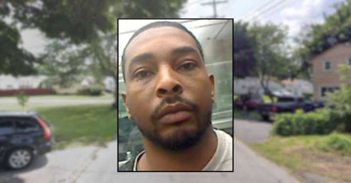Man wanted in 'horrific' killing of New York family arrested after fleeing country: Feds