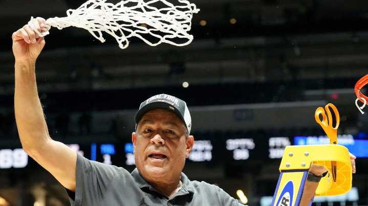 What Kelvin Sampson wants for schedule after Houston championship game loss