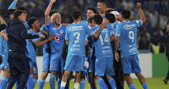 Cruz Azul arrasa a Whitecaps para conquistar la corona de la Copa de Campeones de CONCACAF