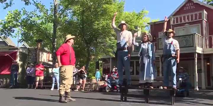 Ozarks Life: Street Troupe puts ‘fun’ in dysfunctional family