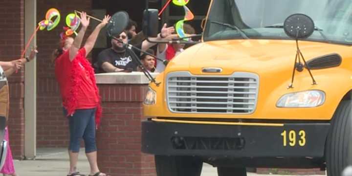 “It’s going to cripple us.” Aurora residents say a final farewell as S.W. Snowden’s doors close for good