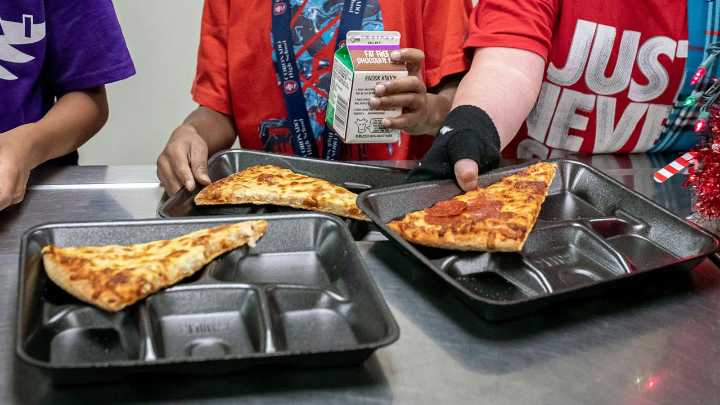 Free meals for students on summer break; find your location