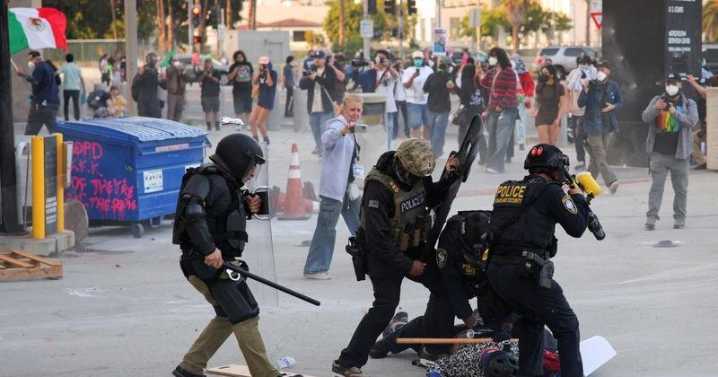 Trump deploys National Guard as Los Angeles protests against immigration agents continue