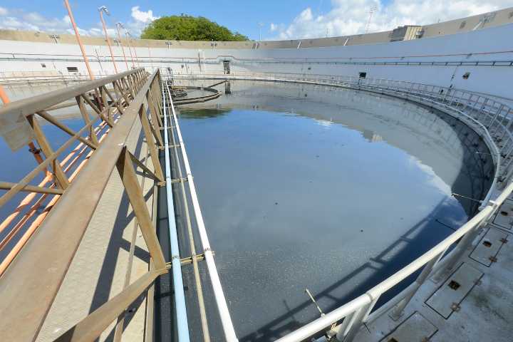 Honolulu Sewer Fees Increase Approved In Narrow City Council Vote