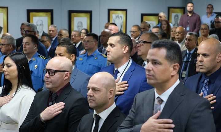 Se gradúa el primer grupo de poligrafistas de la Policía en 18 años