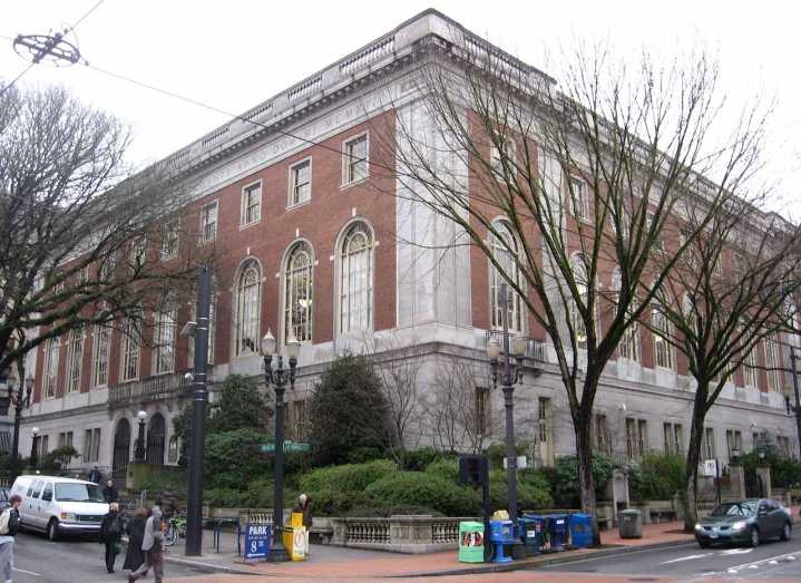 Fentanyl Smoke and Syringes in Ceilings Threaten Safety at Portland’s Public Libraries