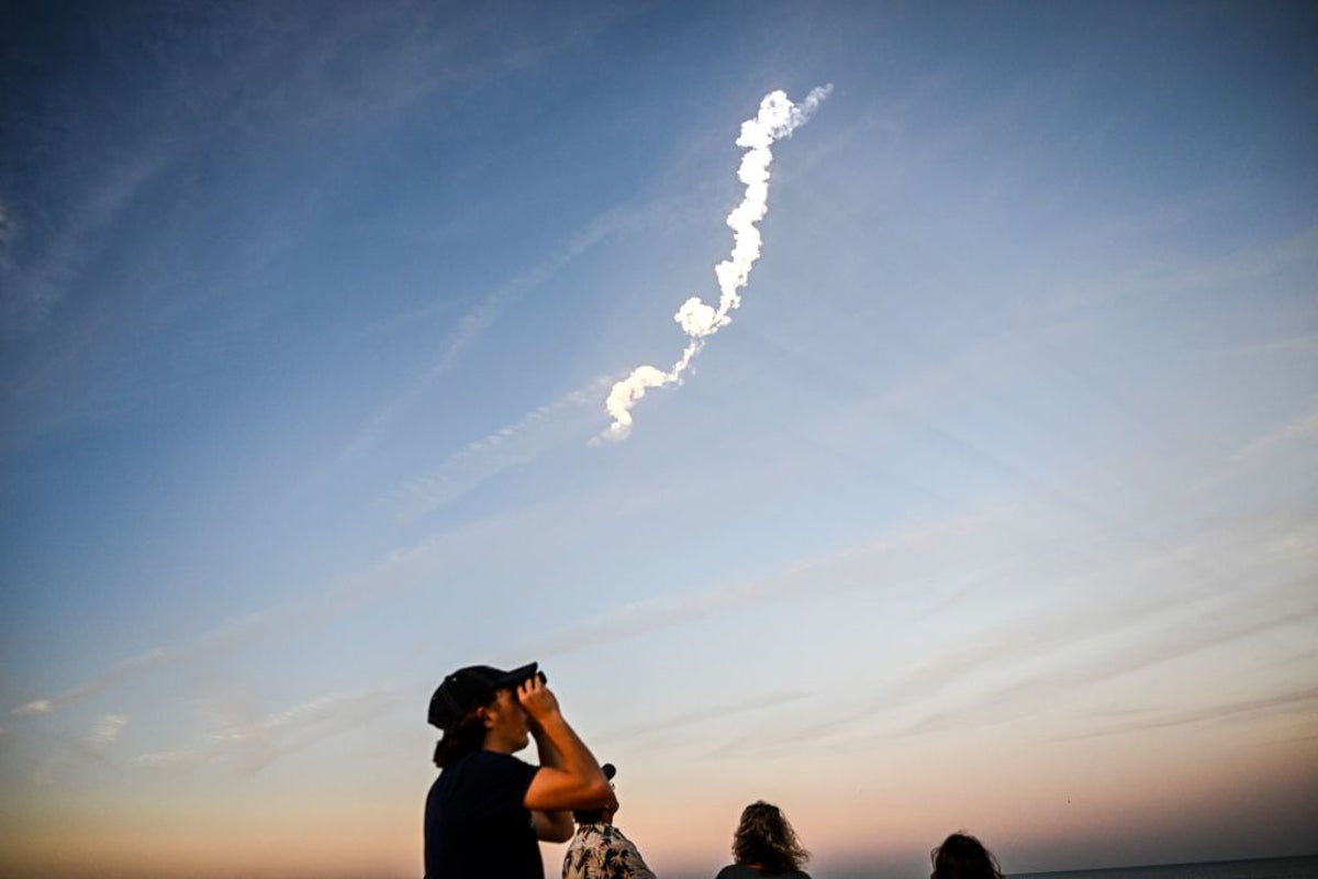 The sun is causing Elon Musk’s Starlink satellites to drop from space