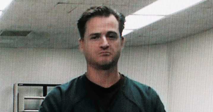 Judge denies privacy in divorce case of Maui doctor charged with attempting to kill his wife