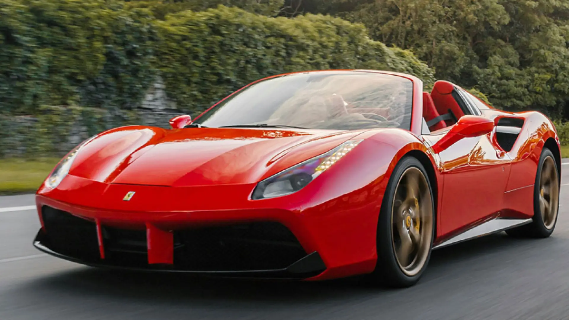 Por qué Ferrari, Hermès y Apple no necesitan vender más para ganar más