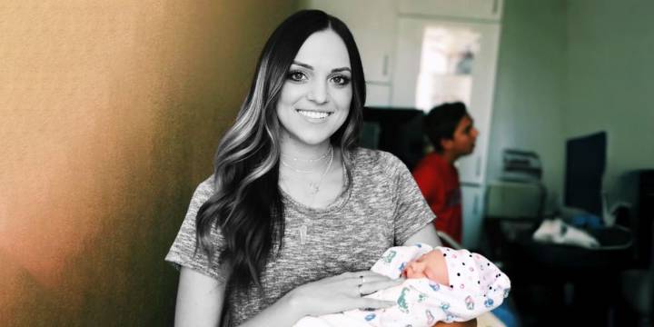 A Husband Took His Wife to the Hospital to Give Birth – She Died in His Arms After Delivering Their Second Child