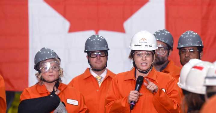 Mélanie Joly vows tariff fight in Hamilton visit to Dofasco