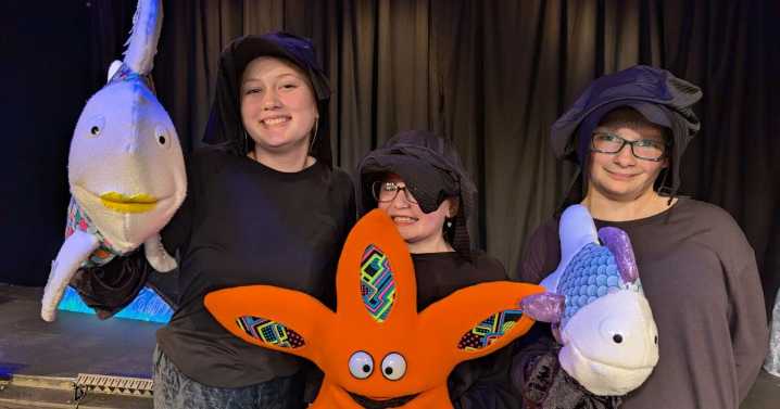 Stebens Children's Theatre presents 'The Rainbow Fish'