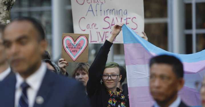 FBI wants people to report doctors, hospitals that provide gender