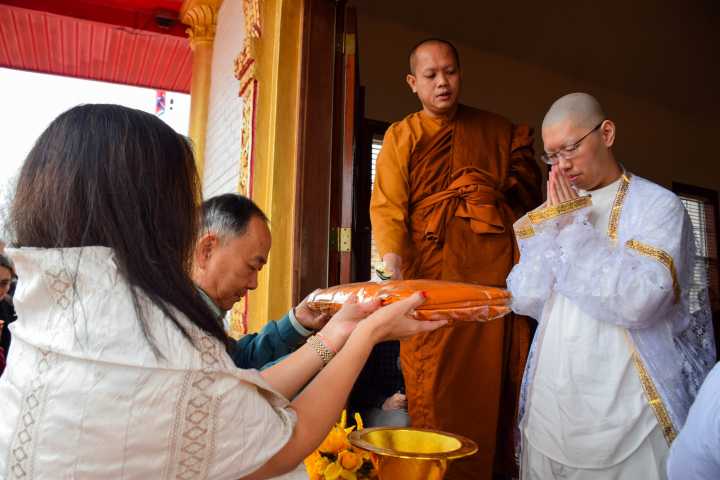 ‘Where’s the meaning in everything?’ Lessons learned from a week as a Buddhist monk