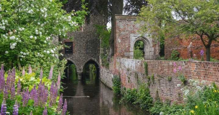 The pretty UK city that’s been dubbed England’s ‘mini Paris’ 