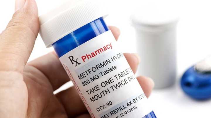 Continuing Metformin Reduces PCOS Pregnancy Risks