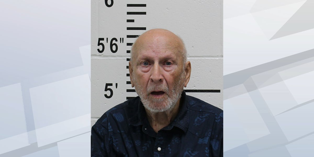 Felon arrested, charged after threatening to shoot family if his dog was harmed