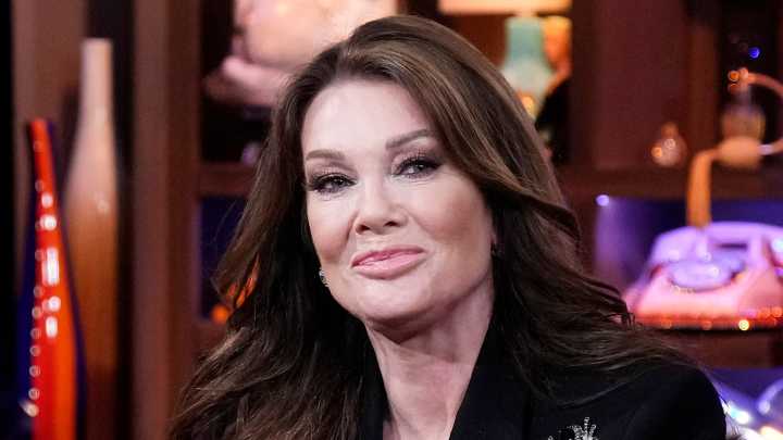 Lisa Vanderpump covers up Tom Schwartz and Tom Sandoval's bar TomTom's sign in shady move at West Hollywood Pride