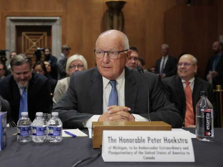 Hoekstra: Canadians facing device searches, detainment ’not a pattern’