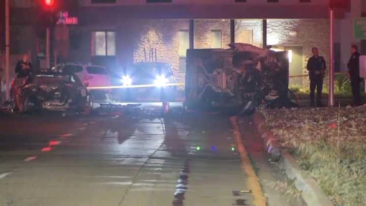 1 dead, 3 injured after Pacific Beach vehicle crash: SDFD