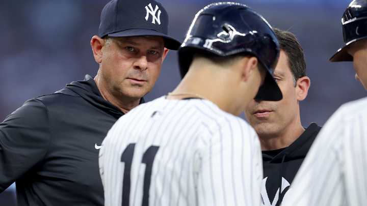 Yankees’ Anthony Volpe exits Red Sox game with concerning injury