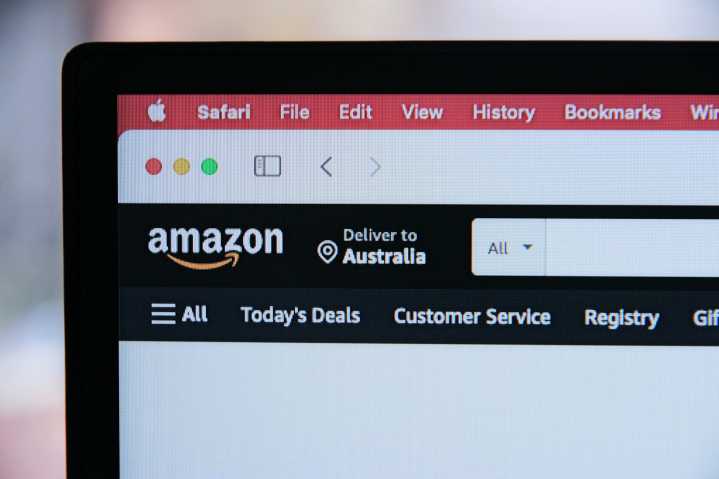 Amazon sancionará negocios británicos por reseñas falsas tras investigación de la CMA