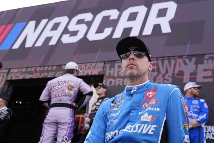 Hamlin undeterred by ruling siding with NASCAR in lawsuit filed by Jordan