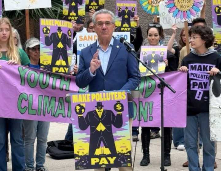Council President LaCava joins climate, youth activists in backing state pollution legislation
