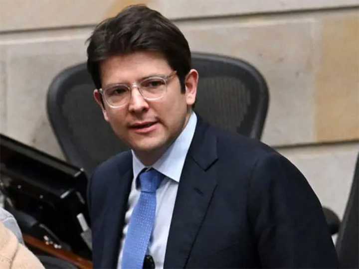 En estado crítico senador colombiano baleado durante atentado