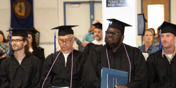 Nebraska State Penitentiary inmates graduate from Southeast Community College