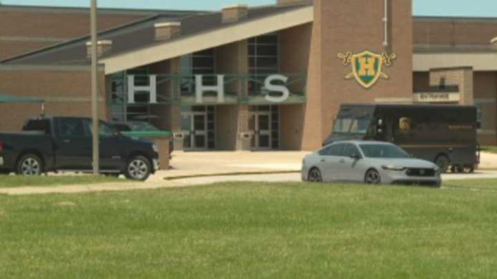 Cabell County School Board looking at possible later school start times