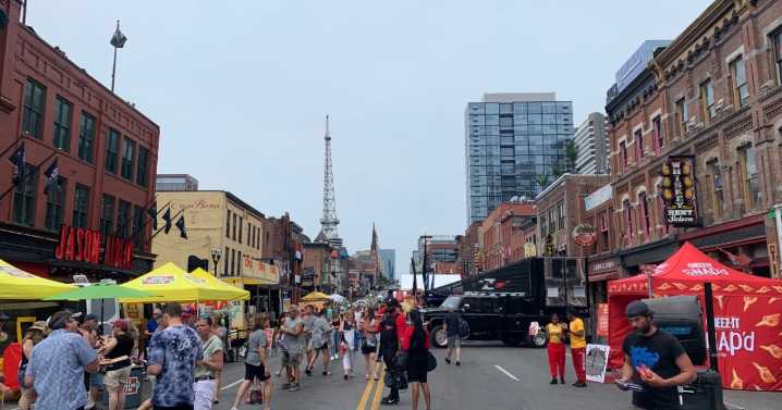 CMA Fest delaying the opening of outdoor stages due to thunderstorm