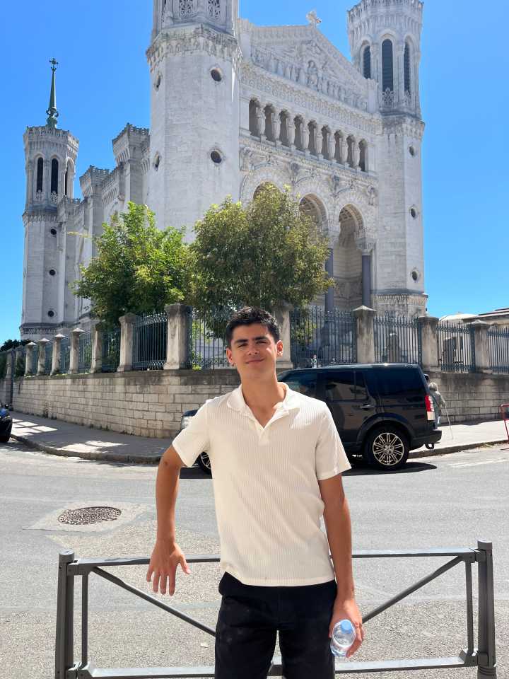 Traverse City West sophomore Brody Warren to embark on Nepal exchange trip