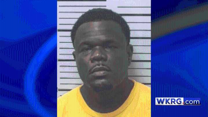 Man arrested after shooting at local apartment complex: Mobile police
