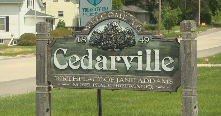 Destination Downtown with Derek Bayne: Orangeville and Cedarville
