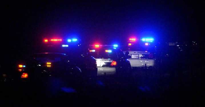 Woman dead after overnight crash in east Tulsa